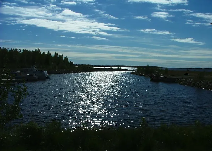 婉哈帕皮菈小屋式酒店 Simoniemi